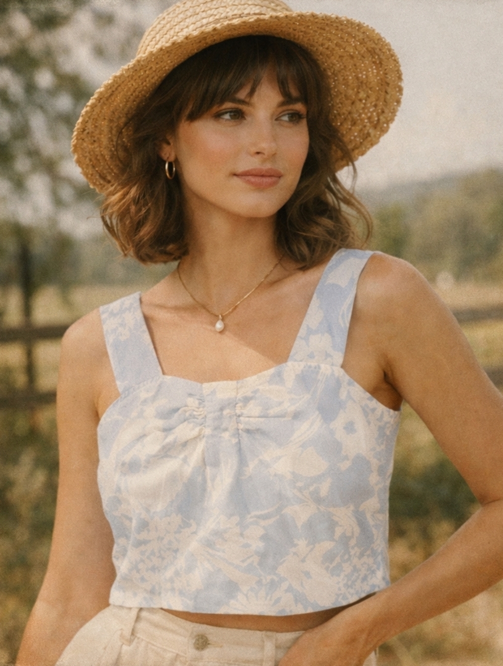 Vintage Blue floral Cottagecore crop top Sweetheart Neckline Size M